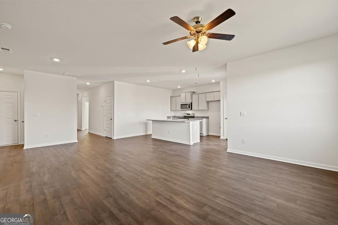 8603 SECRETARIAT Drive Lithonia - 29