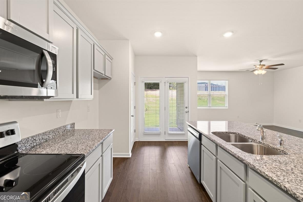 8603 SECRETARIAT Drive Lithonia - 53