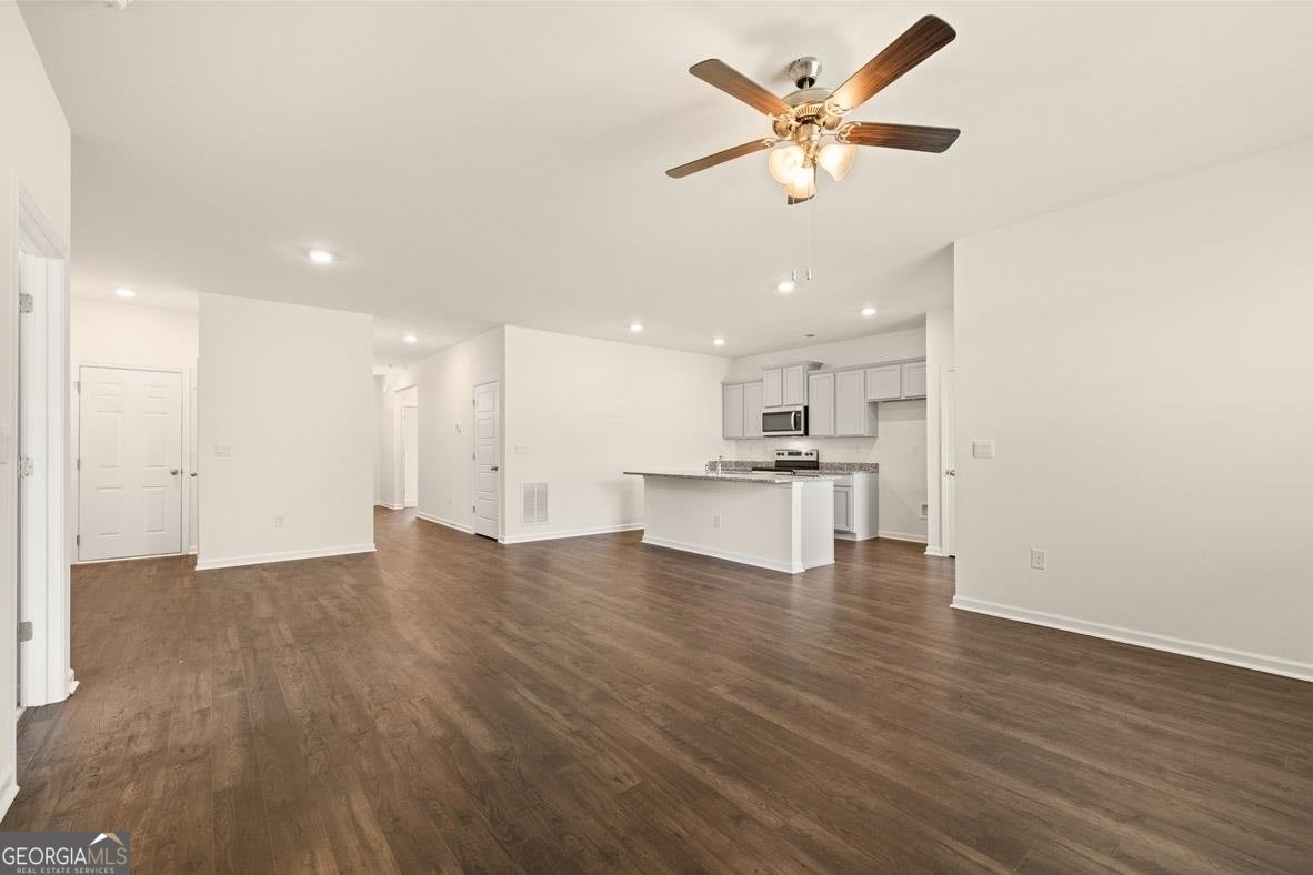 8603 SECRETARIAT Drive Lithonia - 57