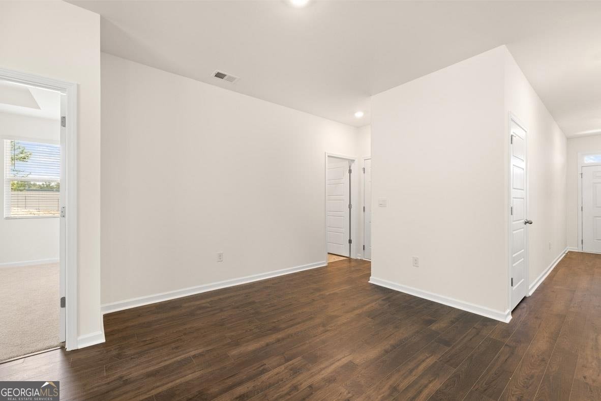 8603 SECRETARIAT Drive Lithonia - 58