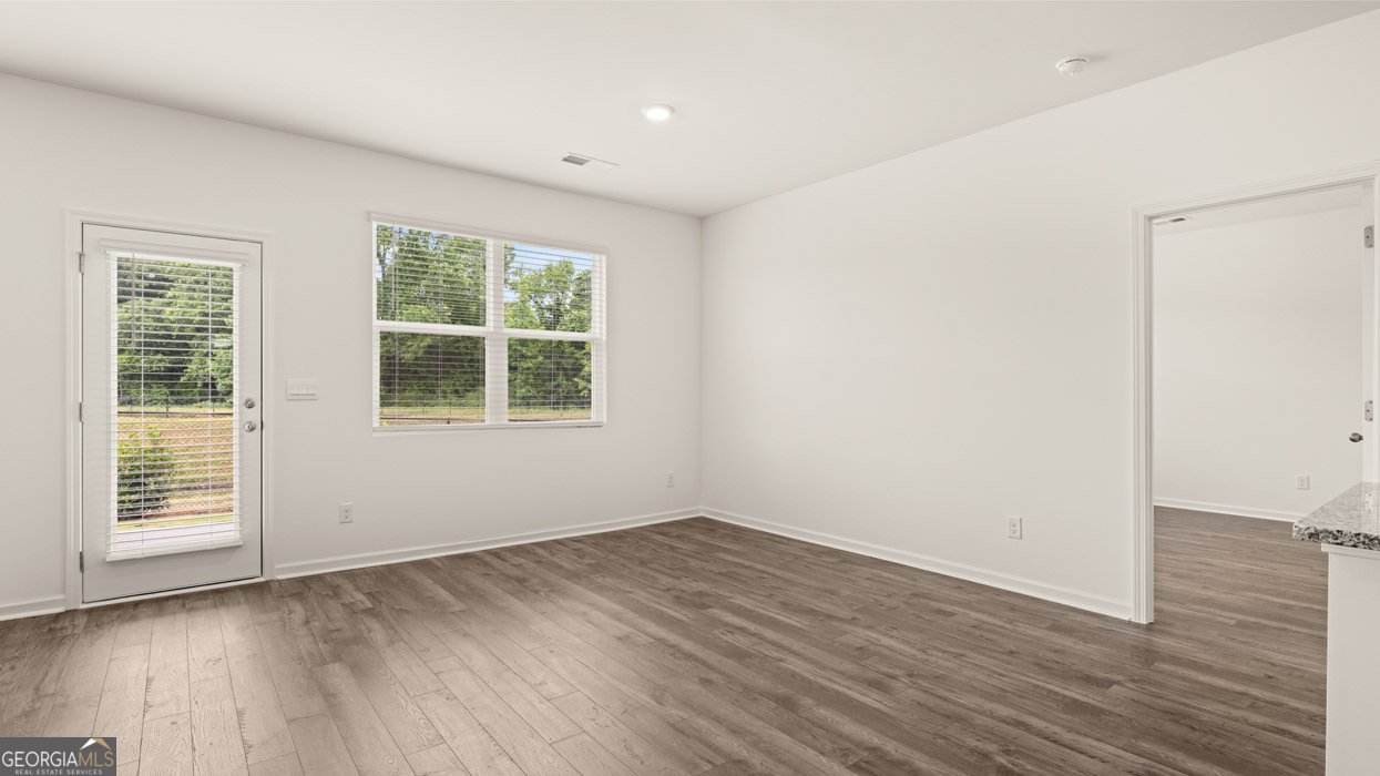 8590 SECRETARIAT Drive Lithonia - 23