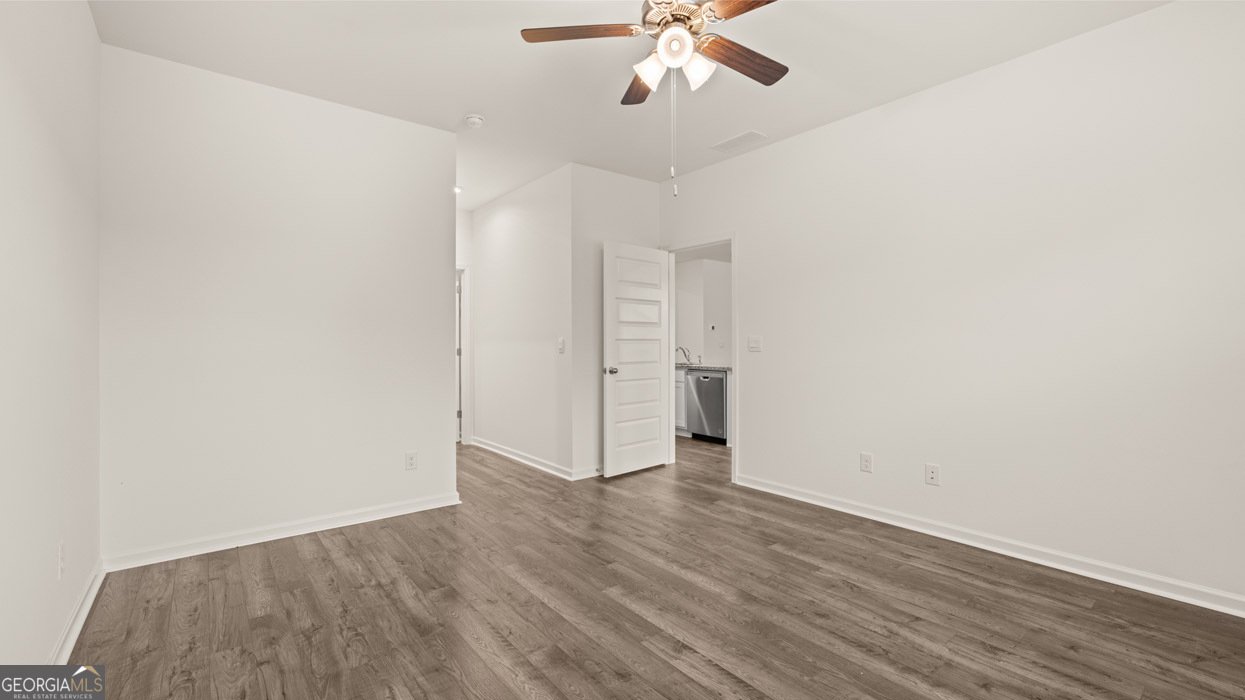 8590 SECRETARIAT Drive Lithonia - 30