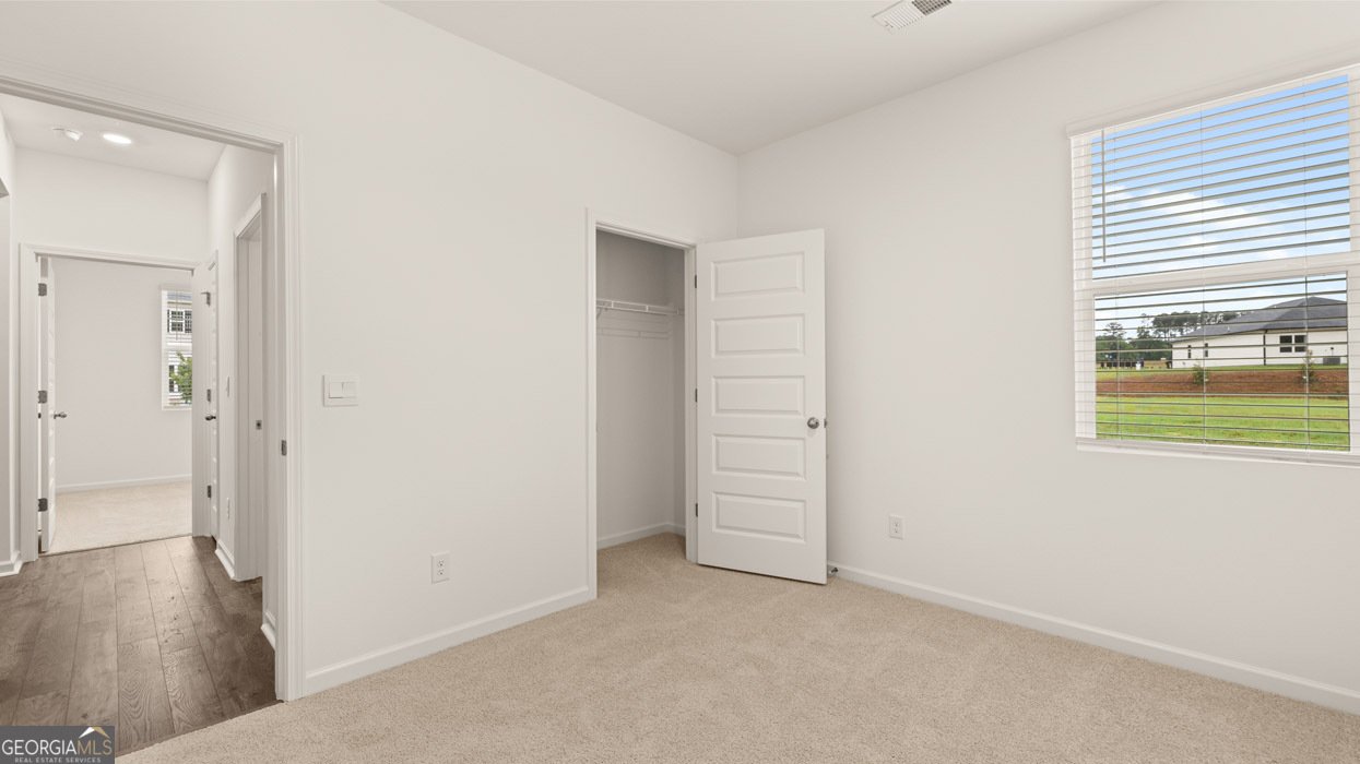8590 SECRETARIAT Drive Lithonia - 39