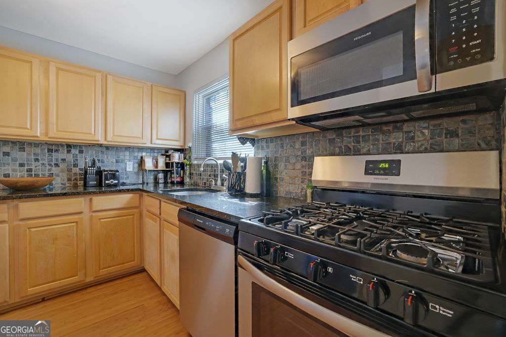 5678 Kingsport Drive Sandy Springs - 13