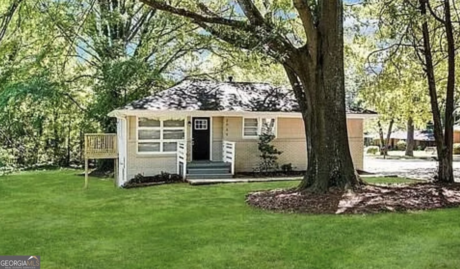 2004 Shamrock Drive Decatur - 1