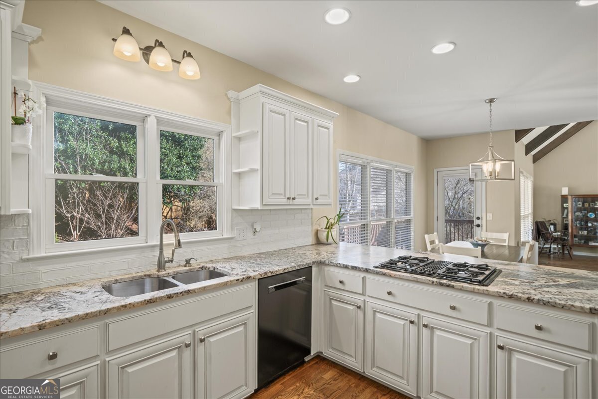 520 Waterside Court Canton - 12