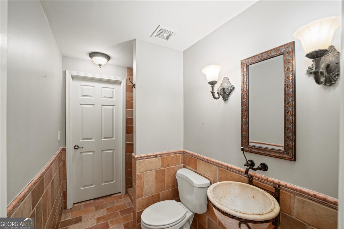 520 Waterside Court Canton - 33