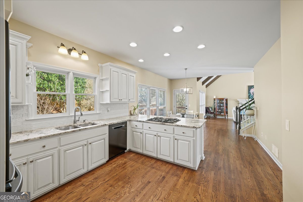 520 Waterside Court Canton - 7