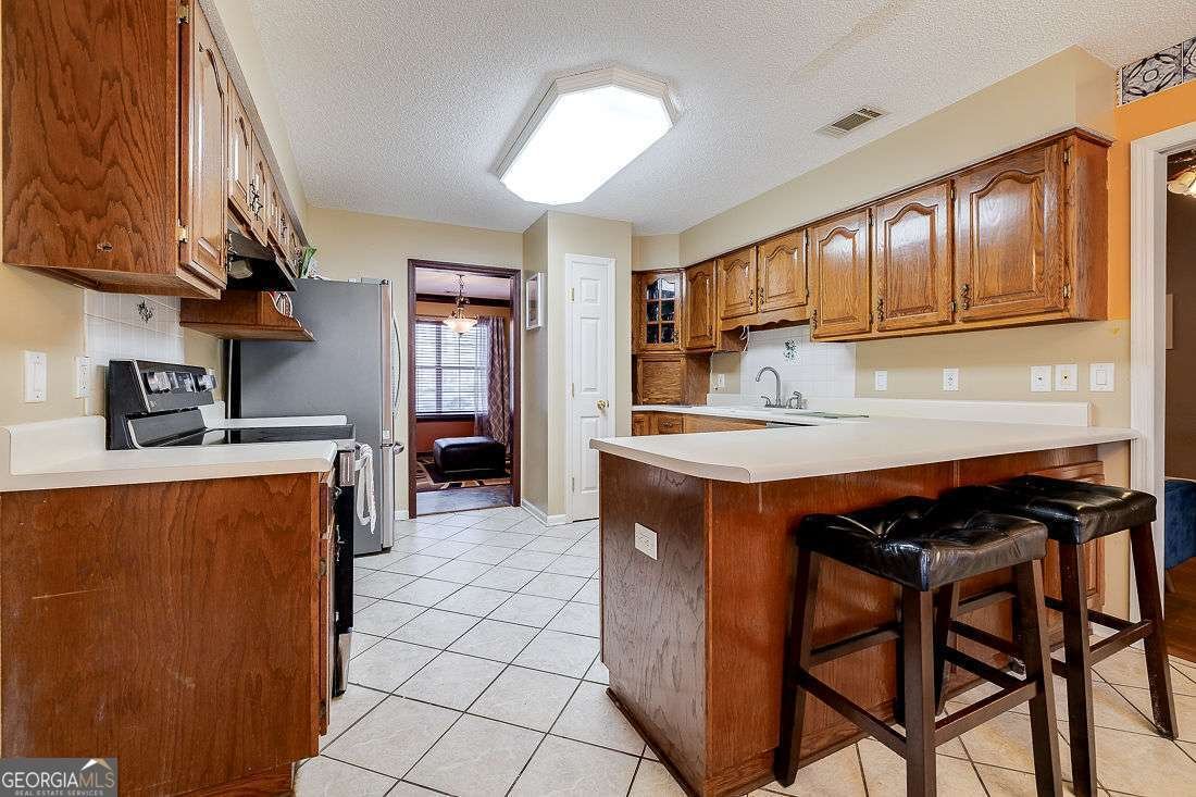 335 Sandhurst Drive Richmond Hill - 11