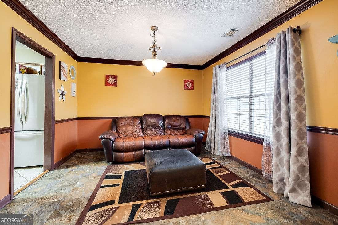335 Sandhurst Drive Richmond Hill - 4