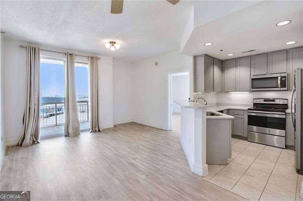 285 Centennial Olympic Park Drive Atlanta - 17