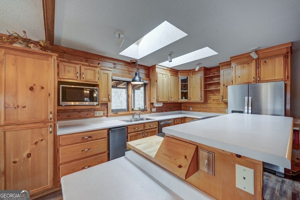 250 Crow Top Mountain Blue Ridge - 26
