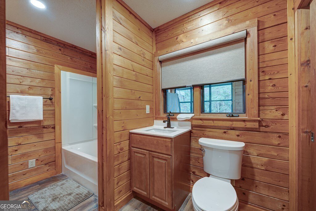 250 Crow Top Mountain Blue Ridge - 38