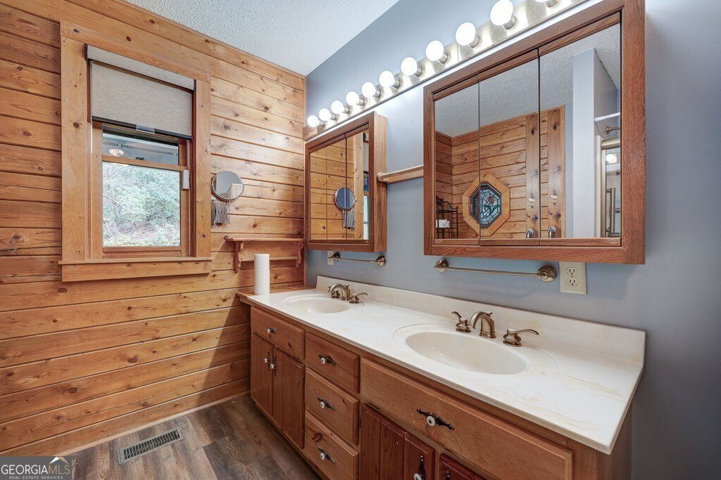 250 Crow Top Mountain Blue Ridge - 42