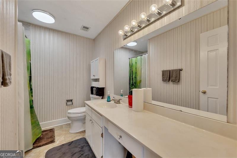 702 Hanover Lane Marietta - 17
