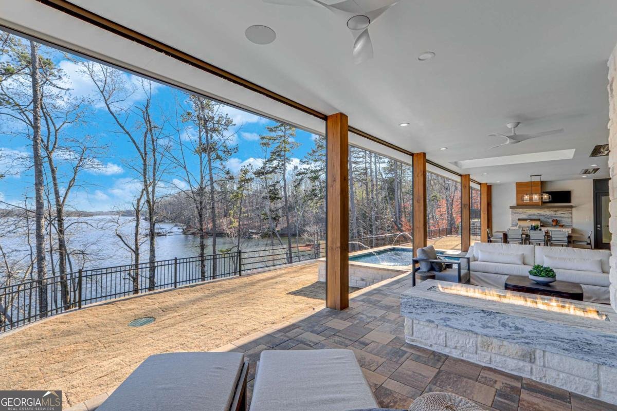 799 East Lake Drive Gainesville - 32