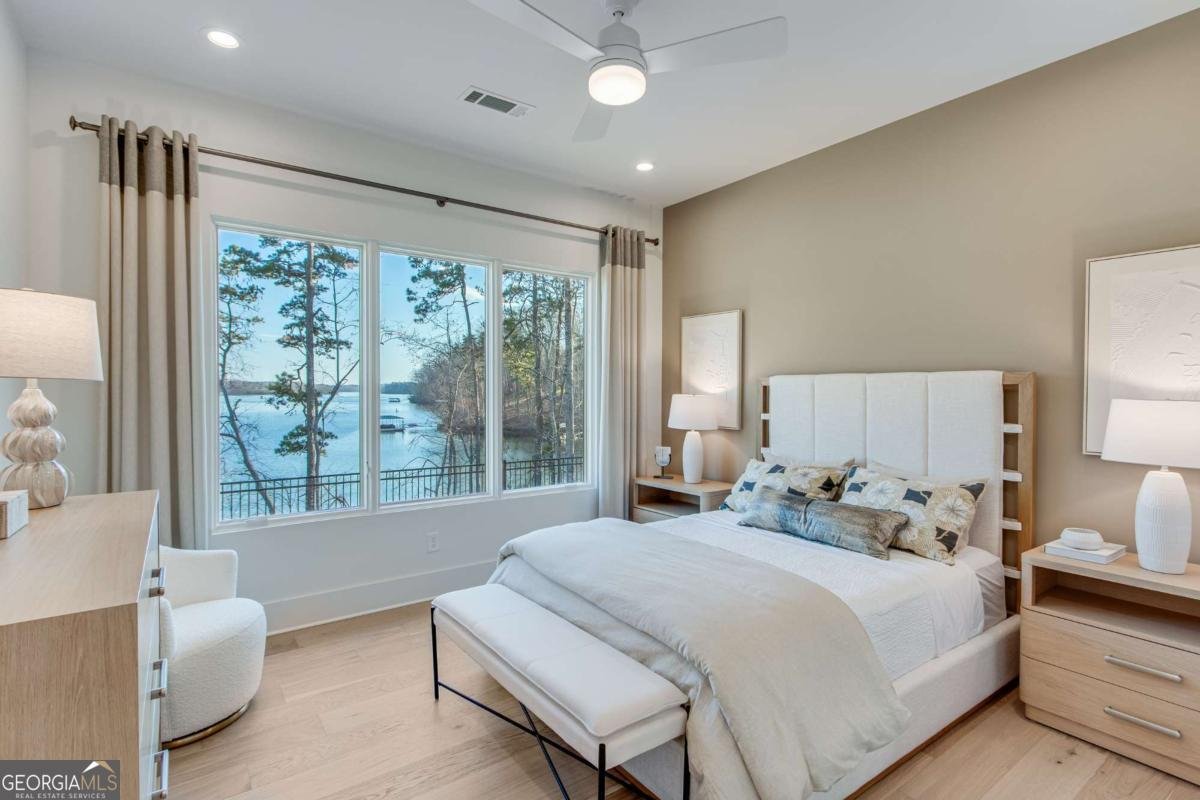 799 East Lake Drive Gainesville - 51