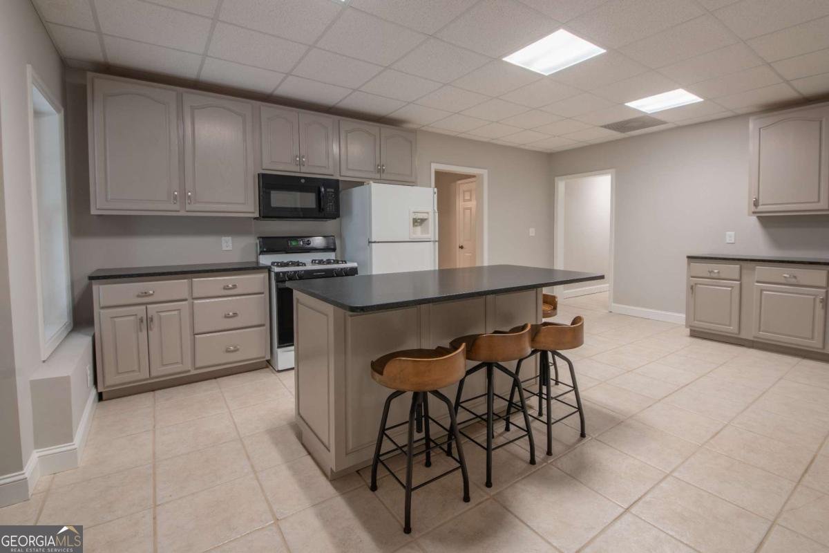 1221 Knob Creek Drive Athens - 28