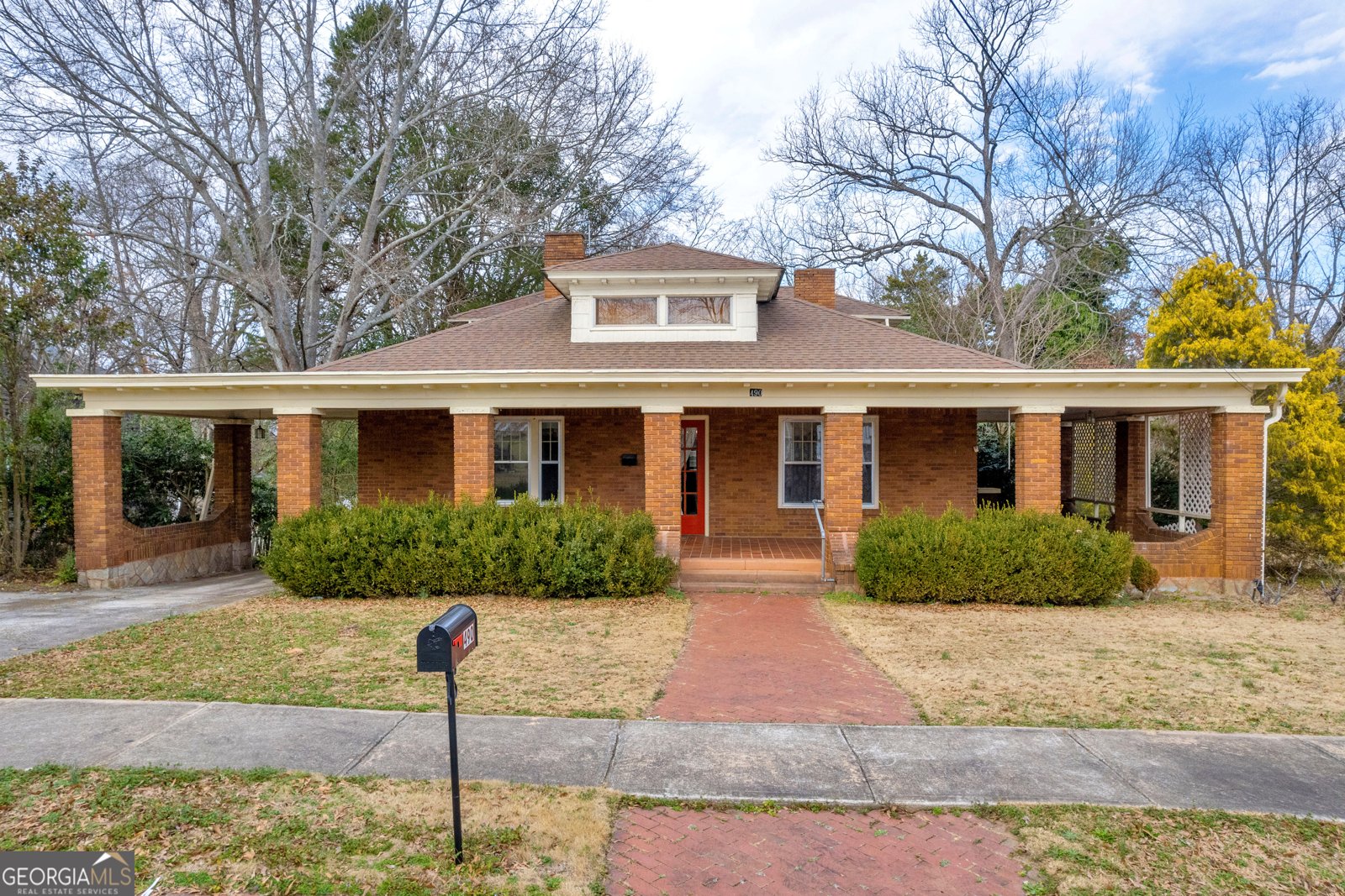 490 College Street Royston - 2