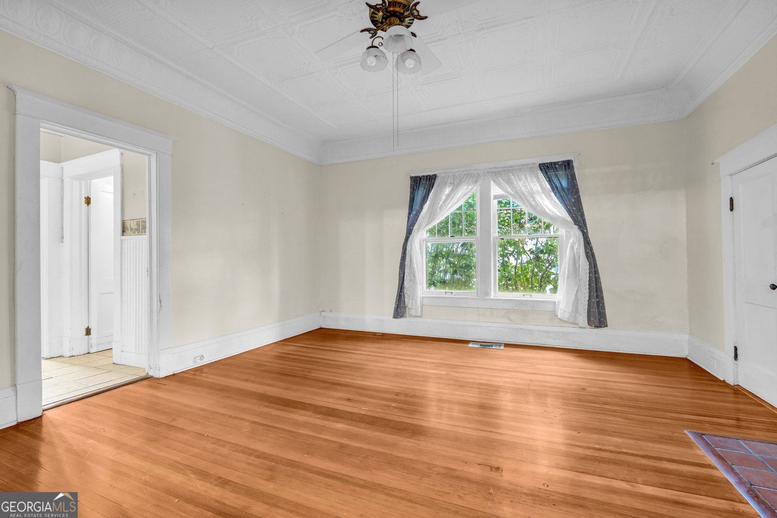 490 College Street Royston - 24