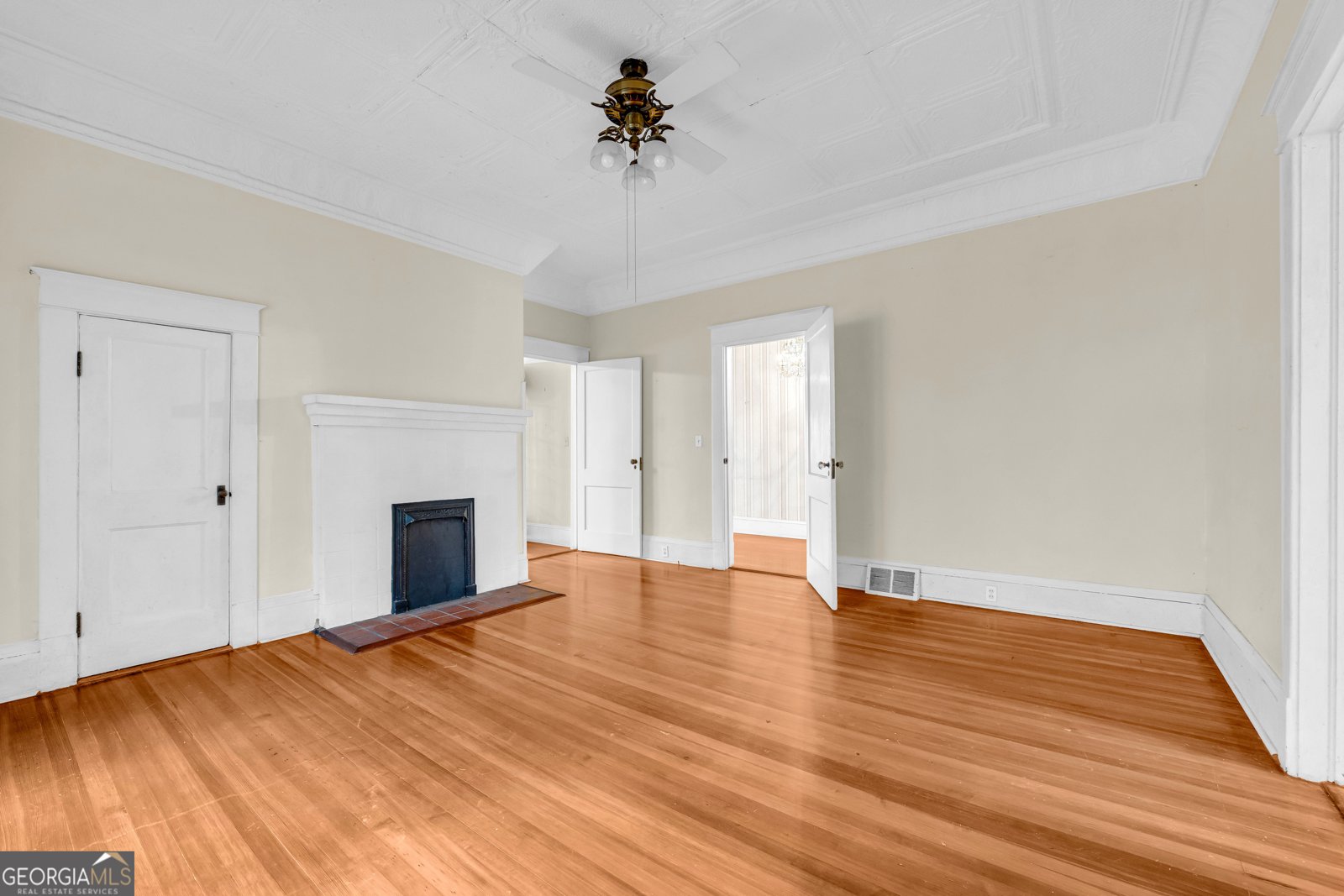 490 College Street Royston - 26