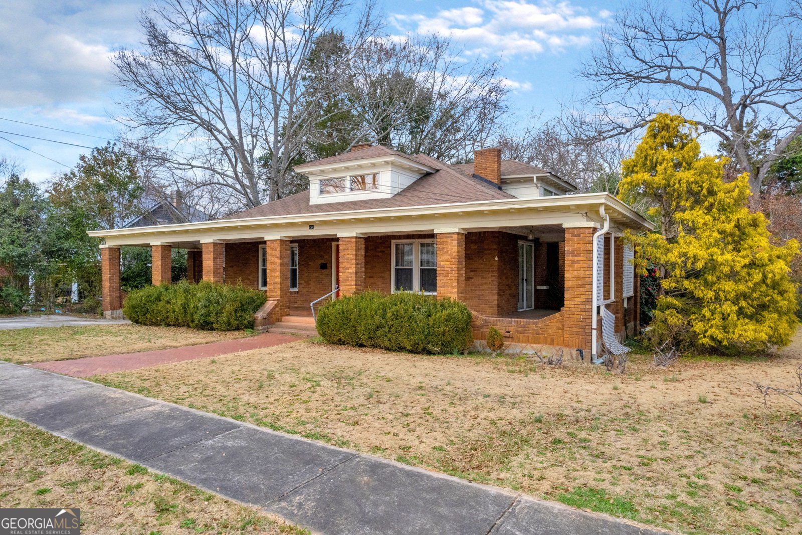 490 College Street Royston - 3