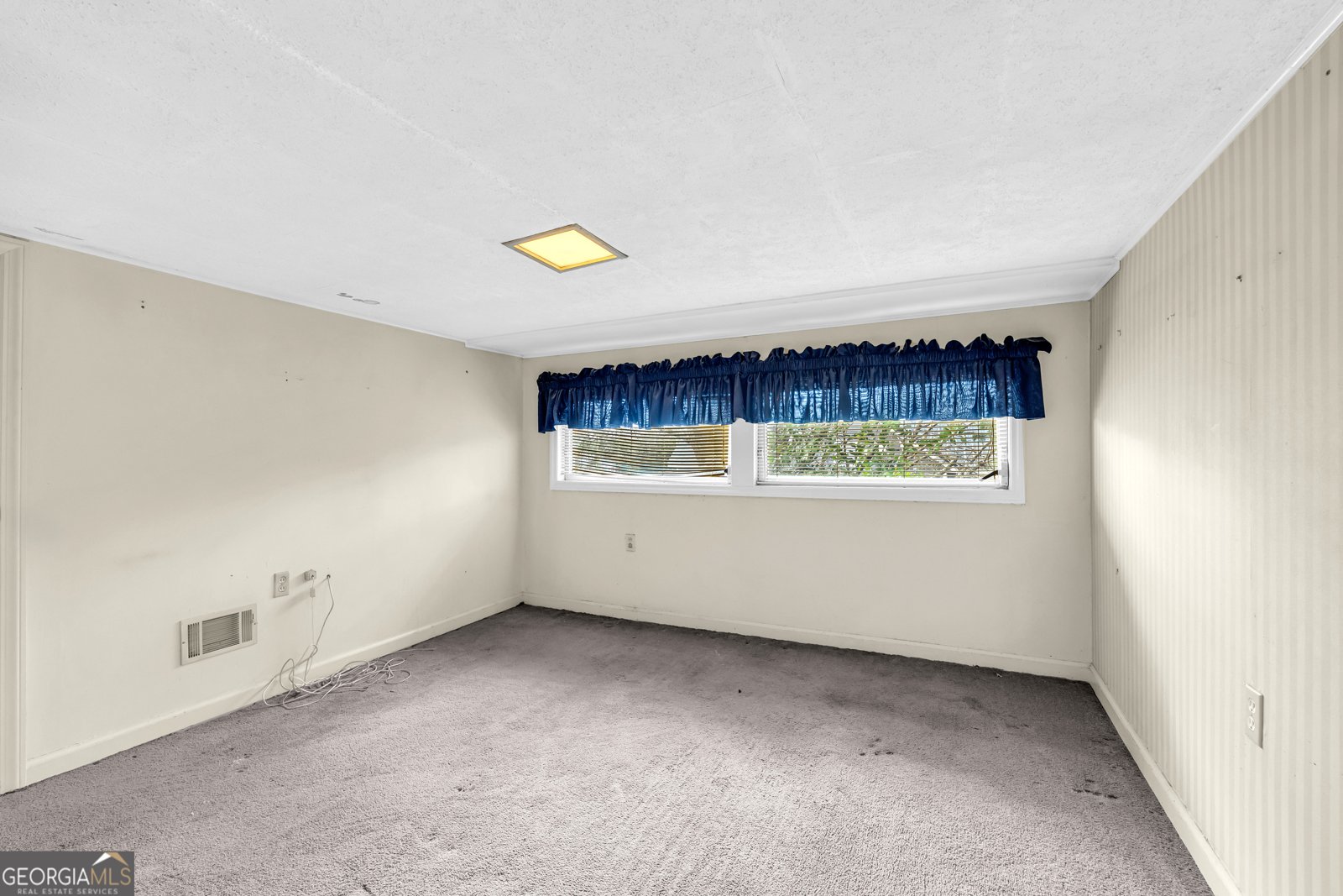 490 College Street Royston - 46