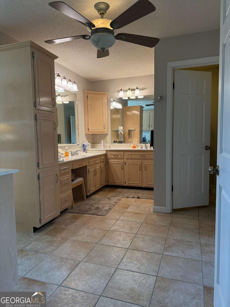 5686 Golden Isle W Baxley - 33