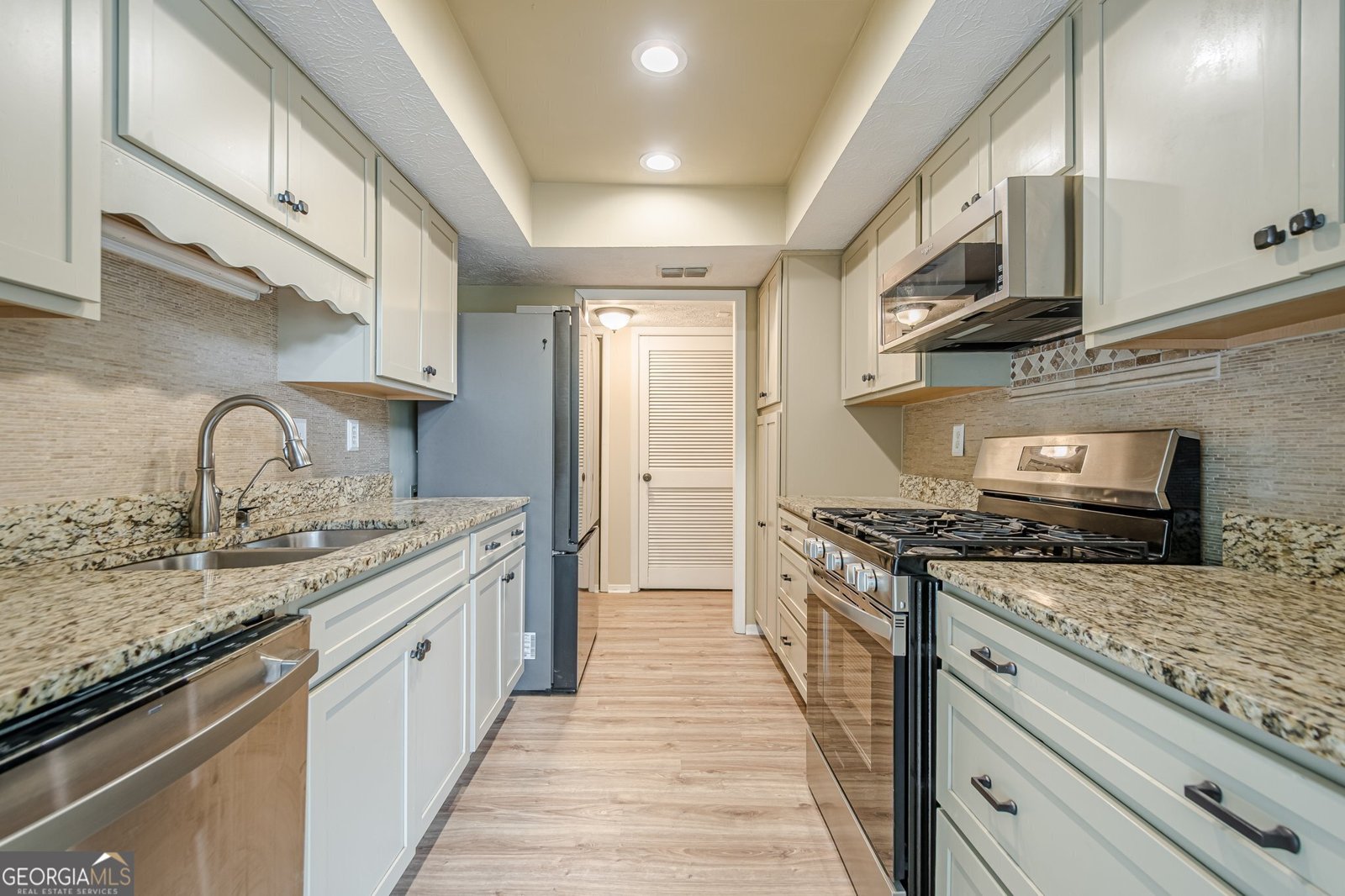 3205 Canyon Point Circle Roswell - 17