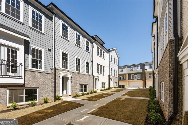 3165 Dogwood Drive Hapeville - 2
