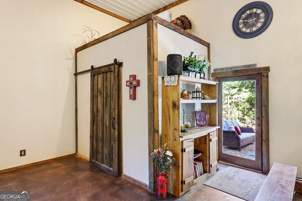 643 White Pine Road Mccaysville - 31