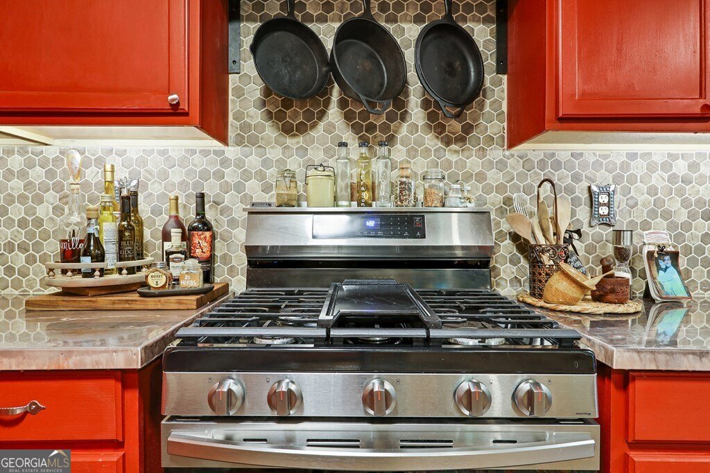 643 White Pine Road Mccaysville - 38