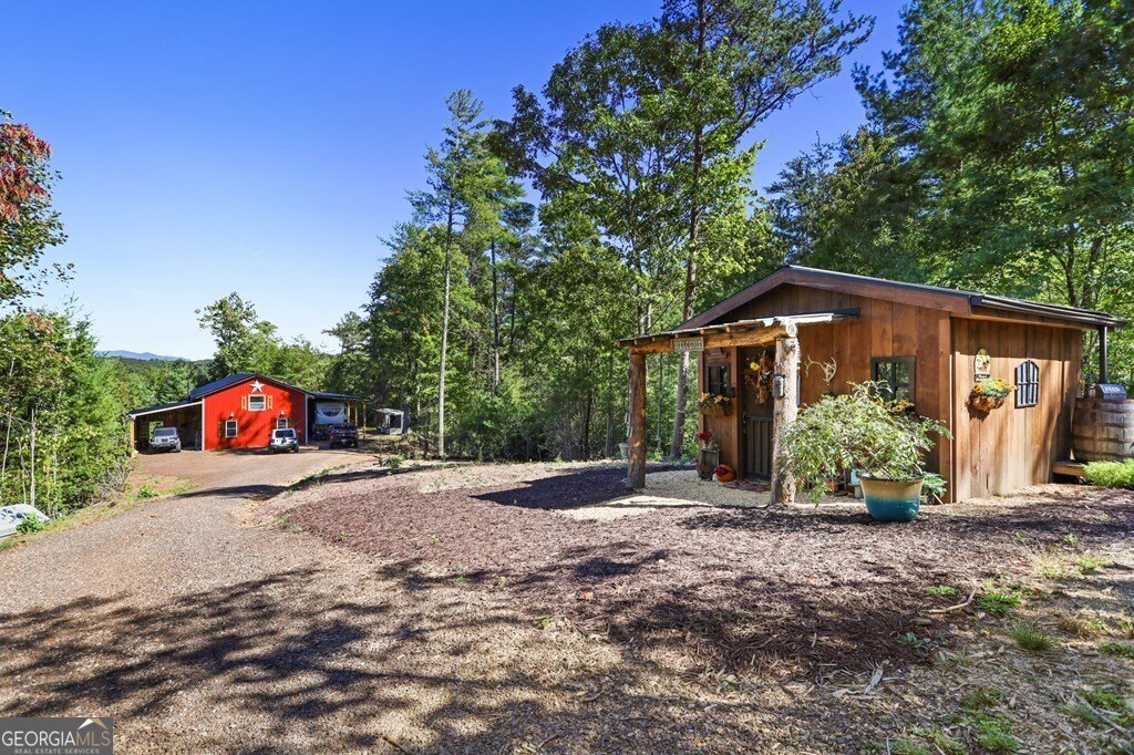 643 White Pine Road Mccaysville - 44