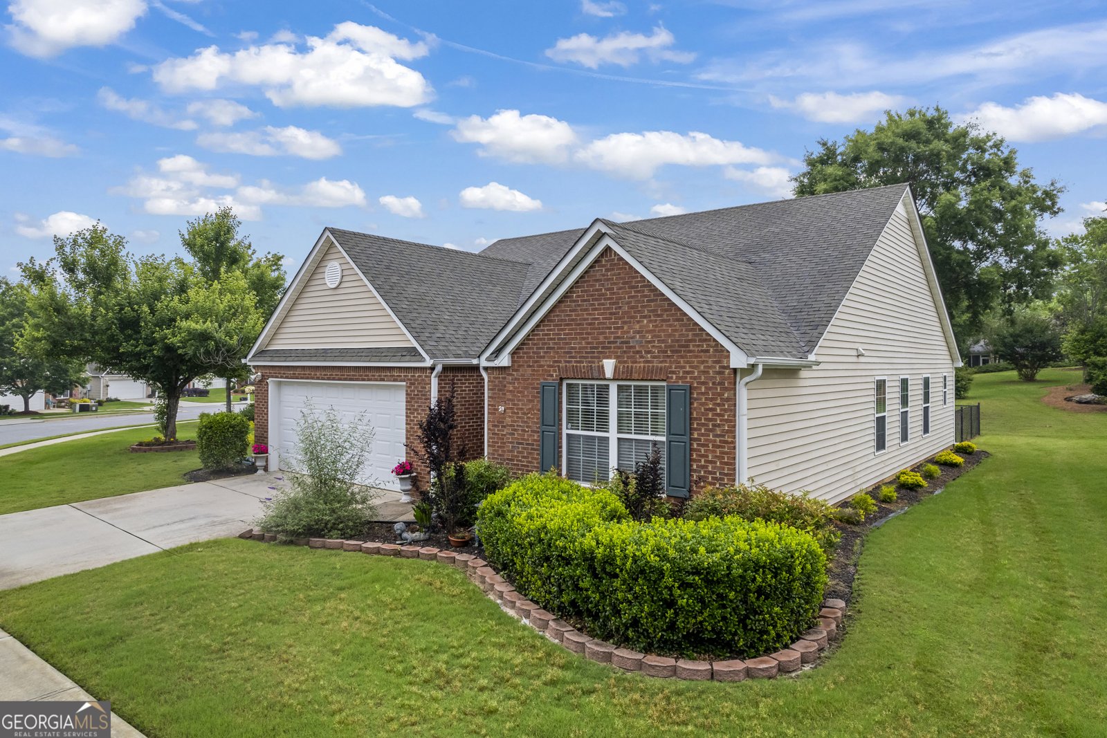 410 Mockingbird Drive Loganville - 1