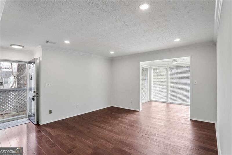 204 Natchez Trace Sandy Springs - 5