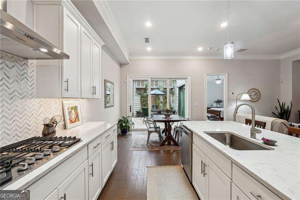 642 Stickley Oak Way Woodstock - 4