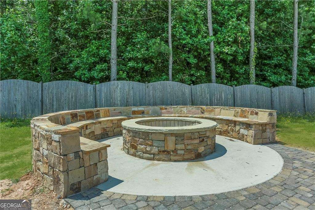 642 Stickley Oak Way Woodstock - 47