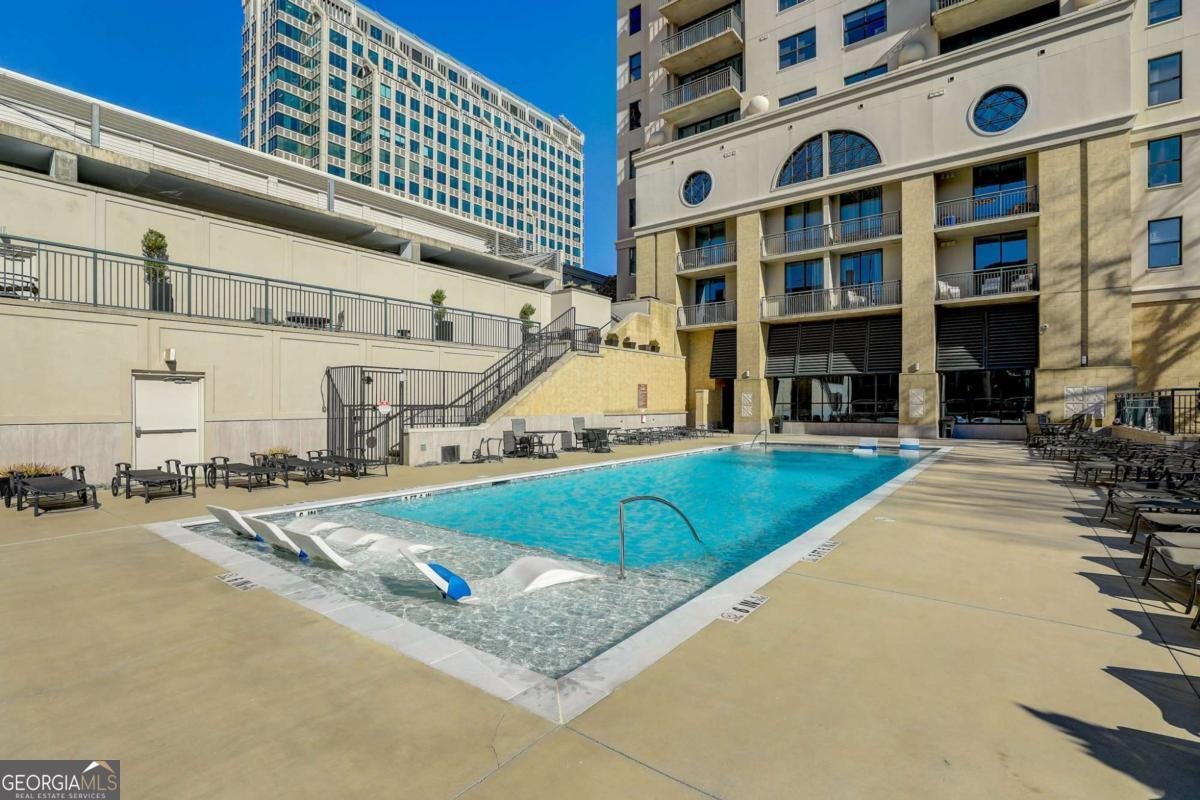 3040 Peachtree Road Atlanta - 19