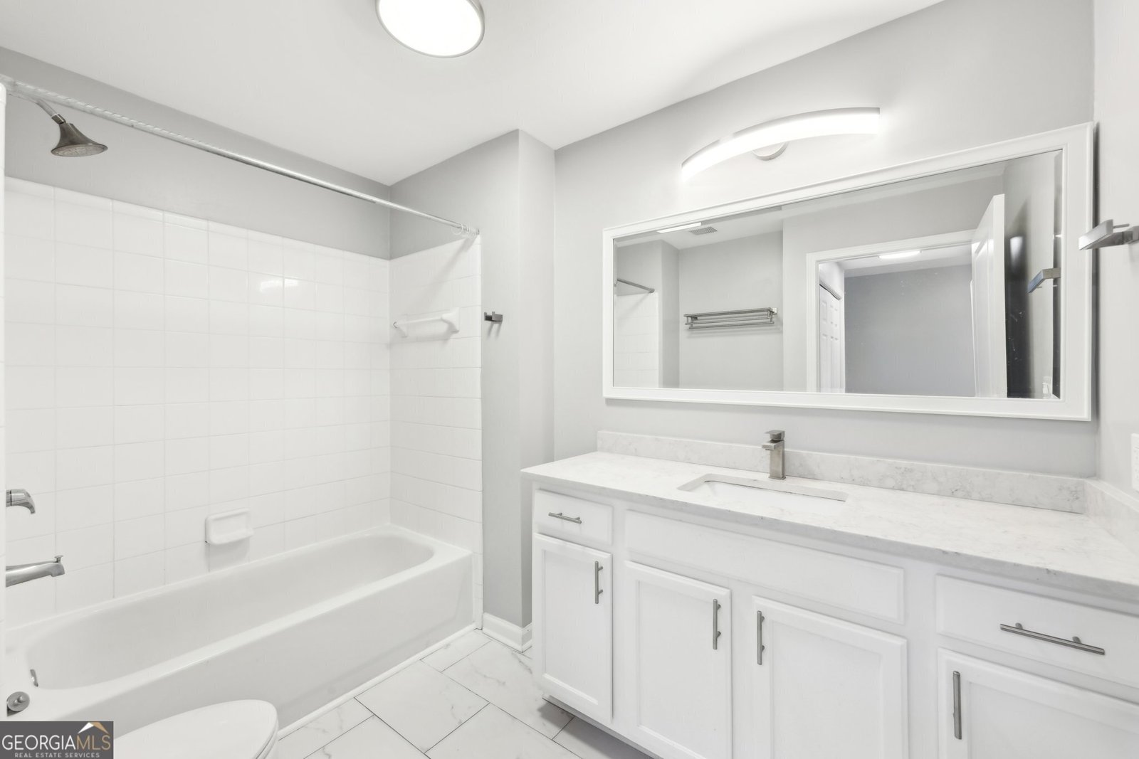 3040 Peachtree Road Atlanta - 23