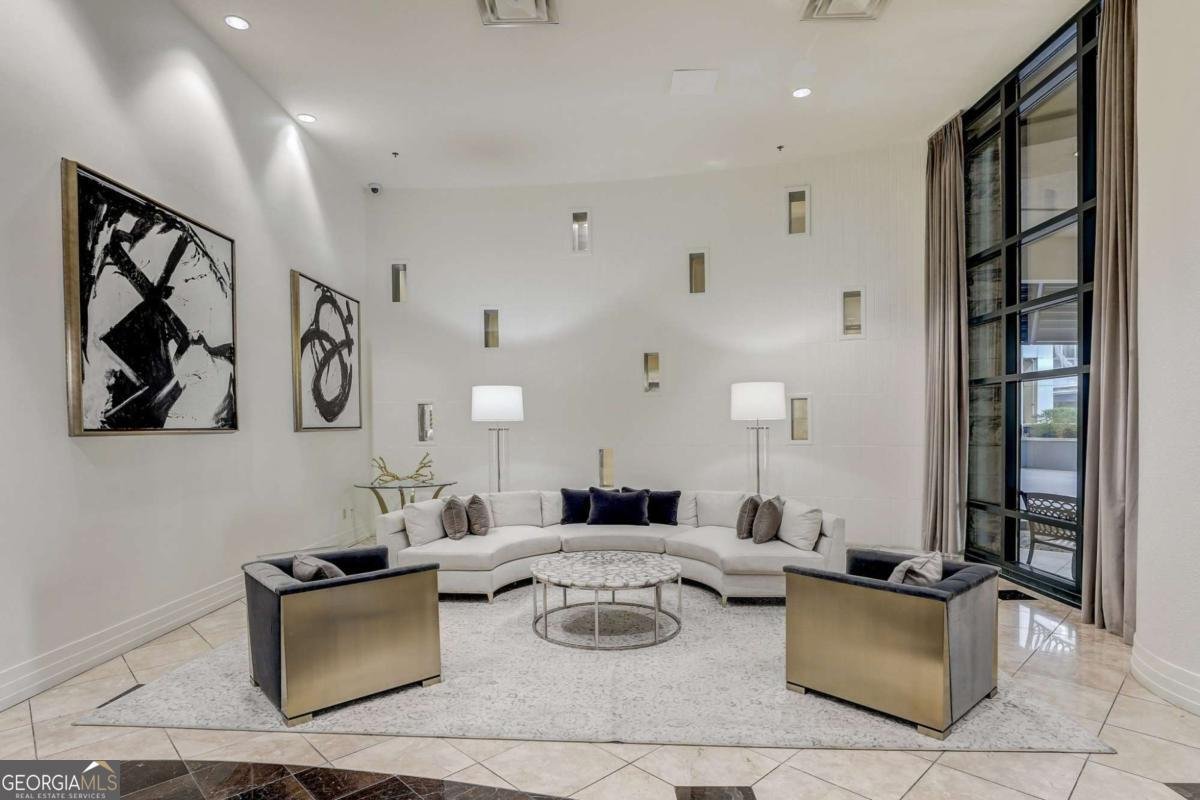3040 Peachtree Road Atlanta - 5