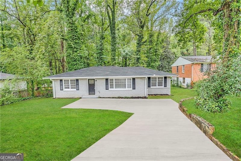 4734 Campbellton Road Atlanta - 1