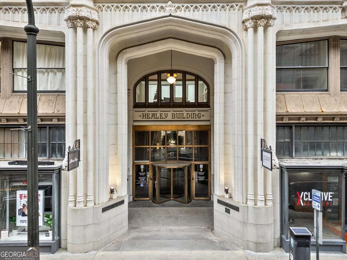 57 FORSYTH Street Atlanta - 11