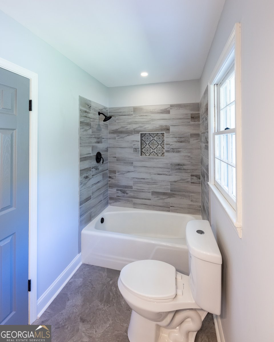 1100 Green Street Thomaston - 8
