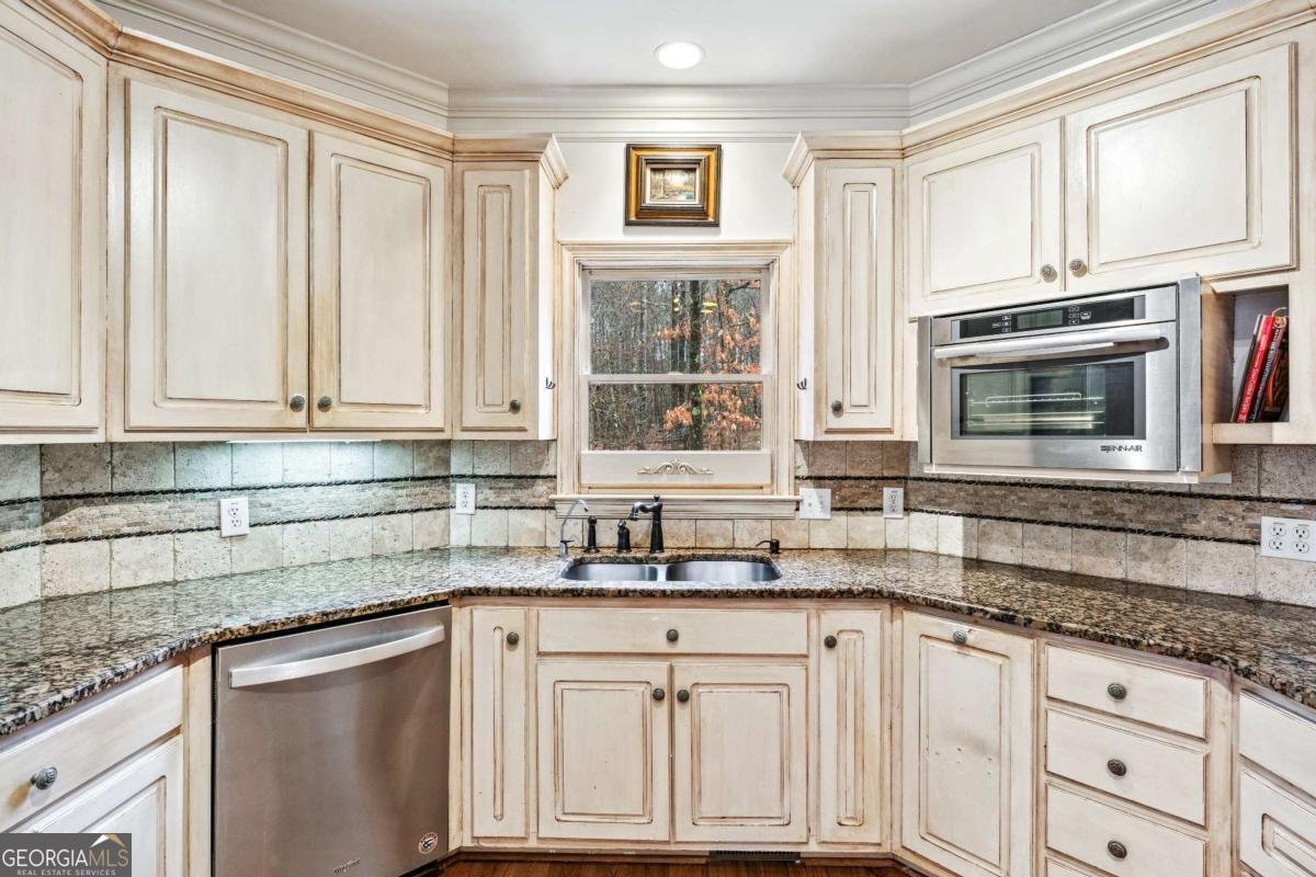 2557 Sixes Road Canton - 13