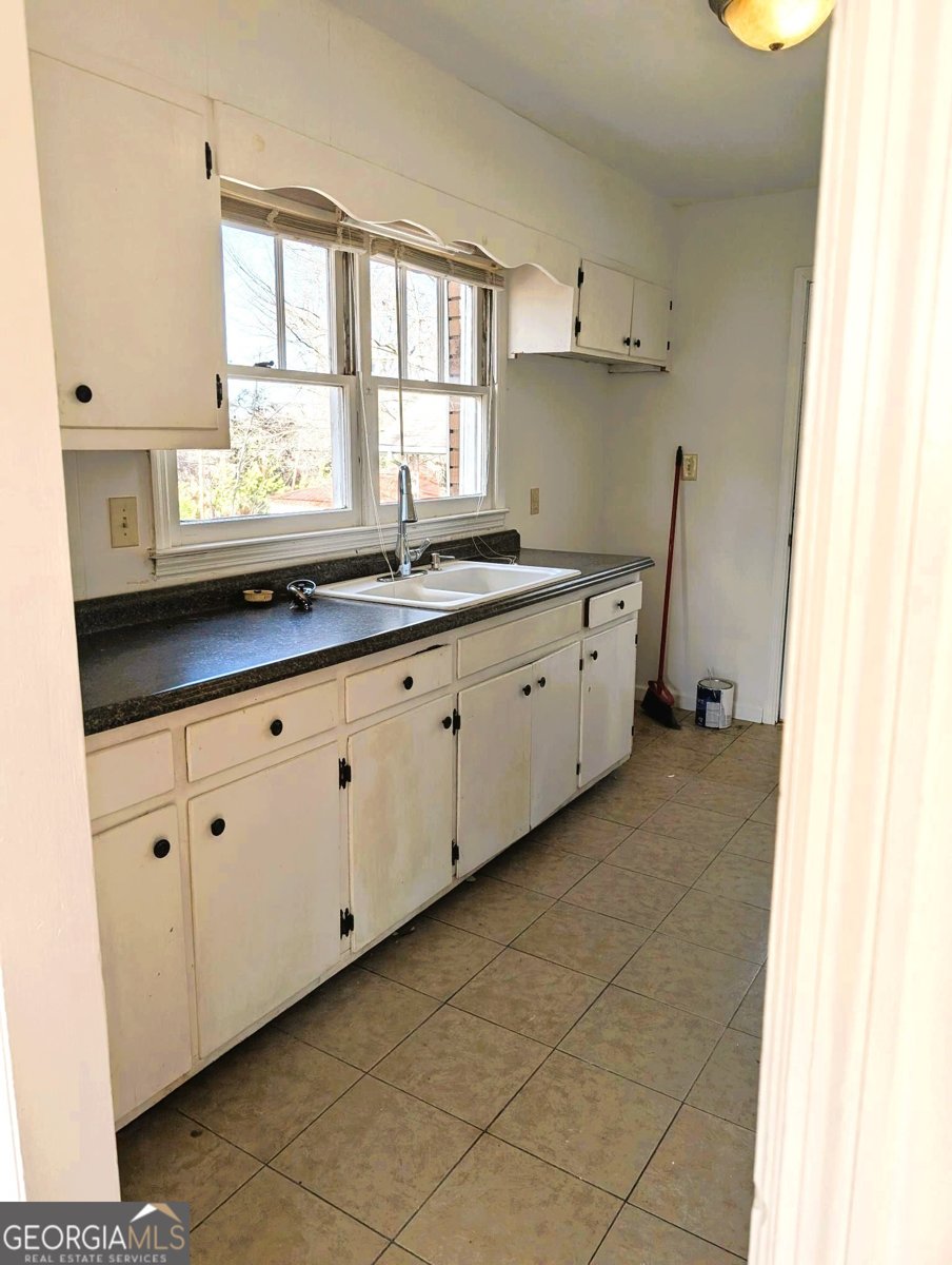 617 Currahee Street Toccoa - 9