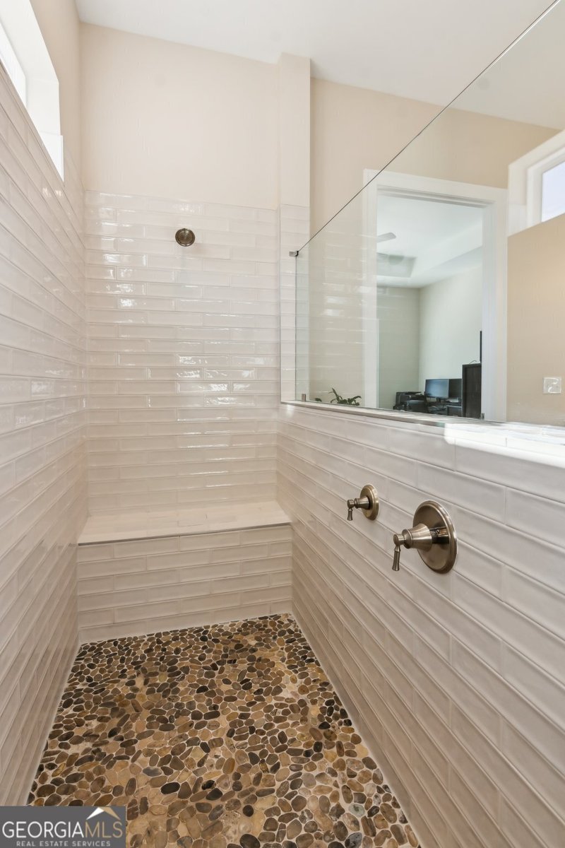 7080 Cottage Grove Drive Flowery Branch - 28