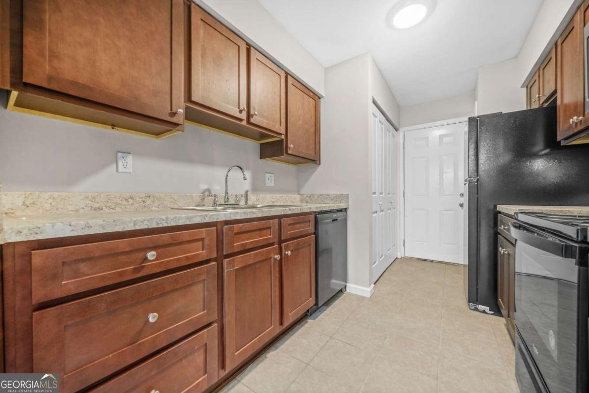 3100 Parc Lorraine Lithonia - 11