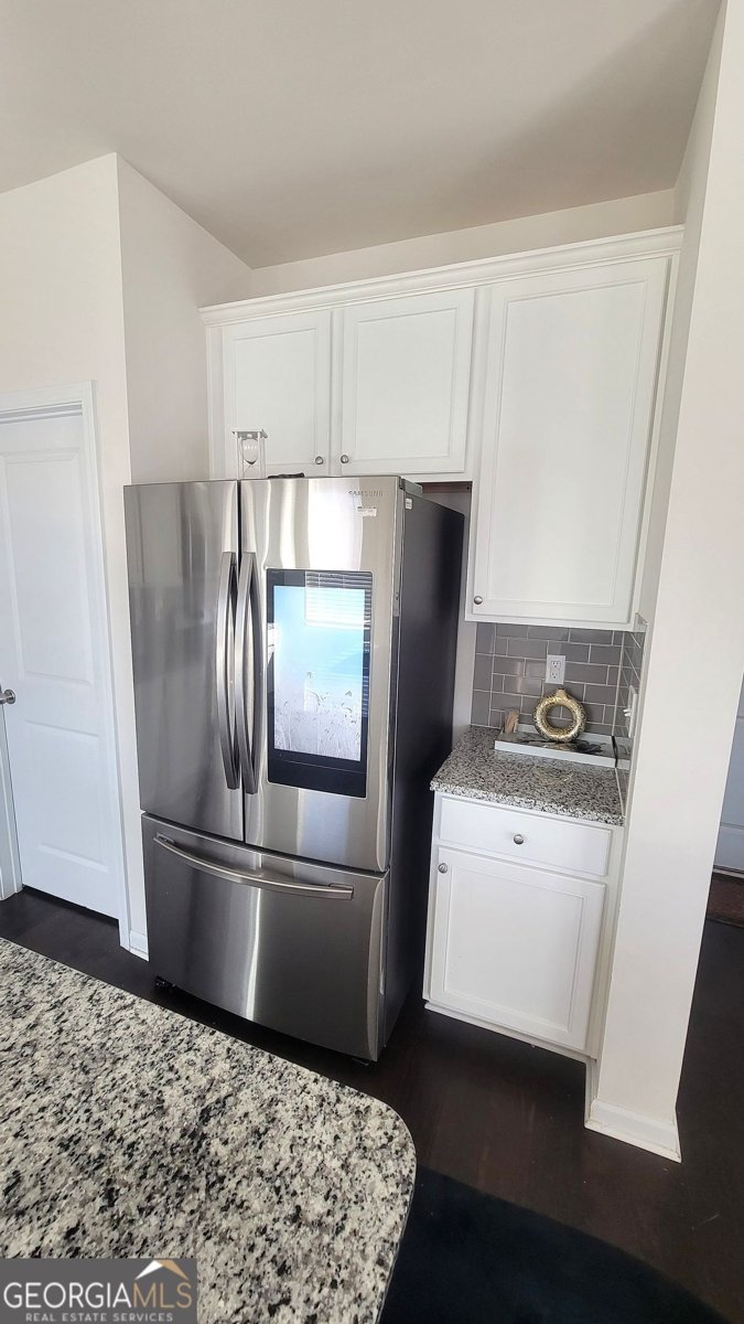7157 GLADSTONE Stonecrest - 16