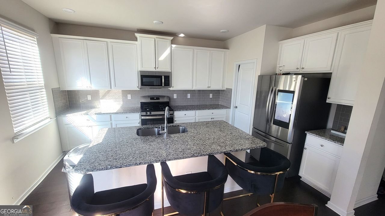 7157 GLADSTONE Stonecrest - 17