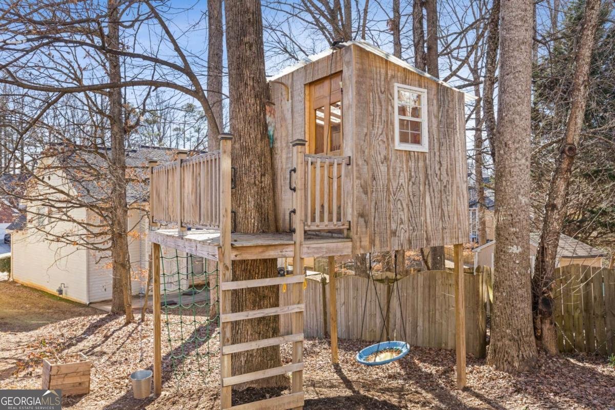 1331 Dayspring Trace Lawrenceville - 46